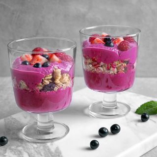 Proč je Pink Pitaya považovaná za superfood „na krásu“? 💖✨ Je vysoce hydratační, plná vitamínů C a E, vlákniny a minerálů...